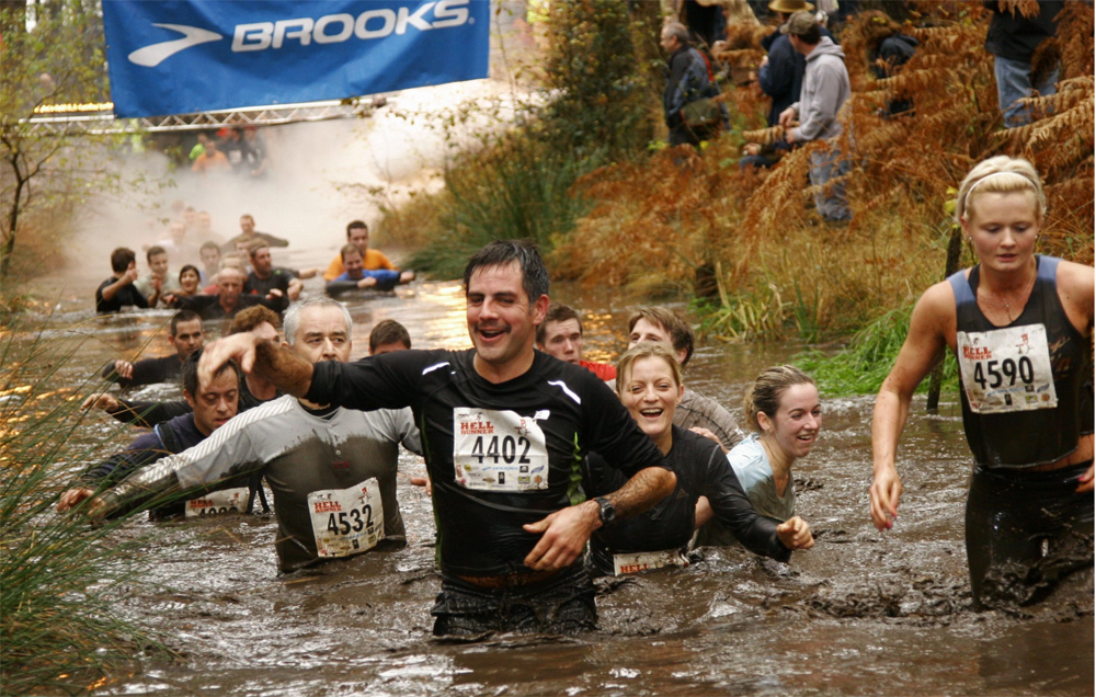 Godalming, Woking, Farnham & Haslemere members take on HellRunner 2016!